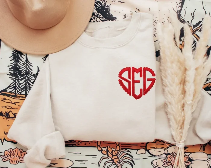 Custom Embroidered Valentines Day Sweatshirt, Valentines Day Heart Monogram Crewneck or Hoodie, Custom Embroidered Heart Sweatshirt – Fanshubus.com