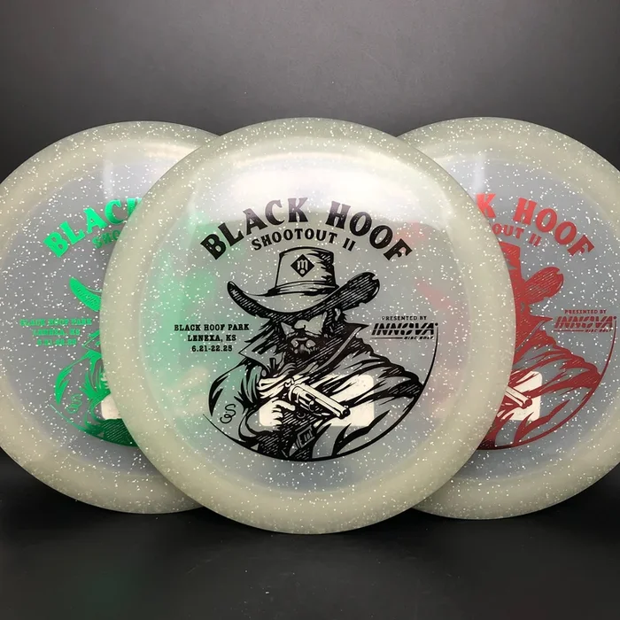 Innova Classic Glow Champion Metal Flake Wraith Black Hoof 2