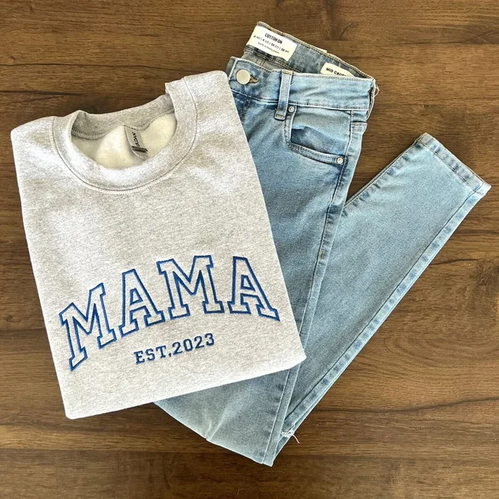 Mama Embroidered Sweatshirt, Custom Mama Shirt With Date, Est Year Shirt, Pregnancy Reveal Hoodie Gift For New Mom, Mother’s Day Gift – Fanshubus.com