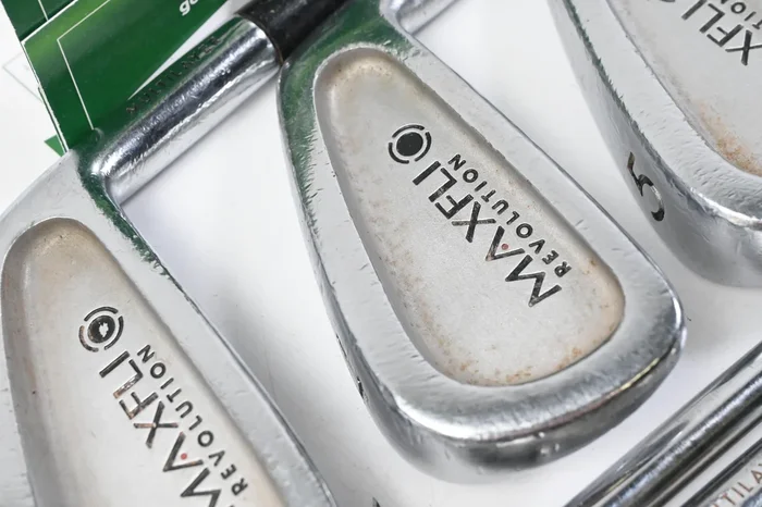Maxfli Revolution Black Dot Irons / 3-PW+SW / Regular Flex Dynamic Gold R300