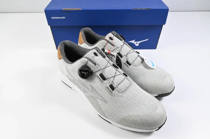 Mizuno Nexlite 008 Boa Golf Shoes / Size UK 10.5 / Grey, White & Brown