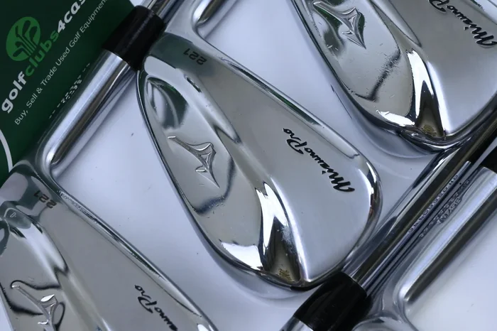 Mizuno Pro 221 Irons / 5-PW / X-Flex KBS Tour 130 Shafts
