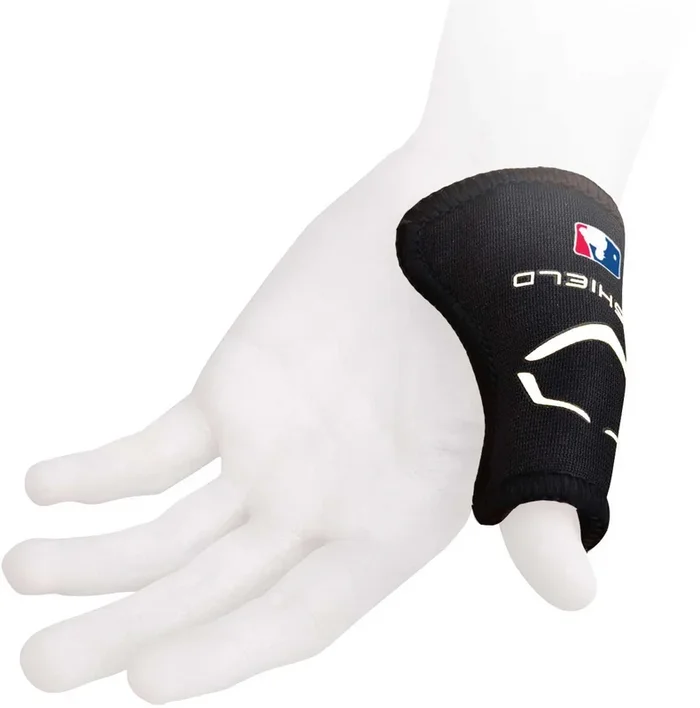 New Evoshield Custom Molding Catcher’s Thumb Guard Black/White Small