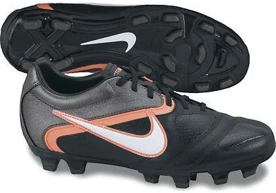 New Nike Wmns Size 7.5 CTR360 Libretto II FG B Black/Pink