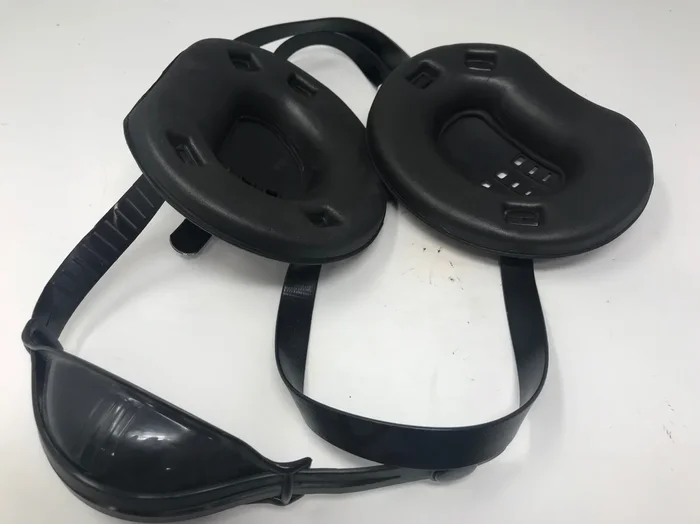 New Other Adidas AE-101 Adizero Adult Wrestling Ear Guard w/ Chinstrap Black/White