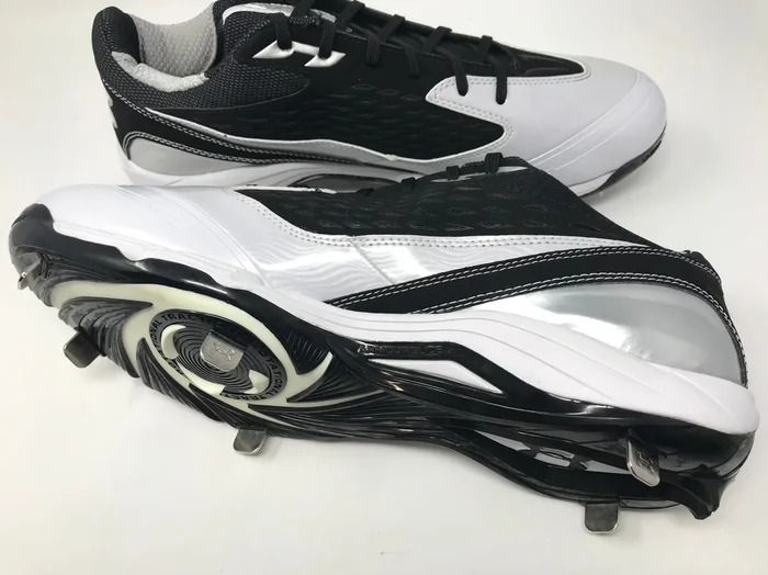 New Other Under Armour Men’s Natural II Low Metal Baseball Cleats Men 13