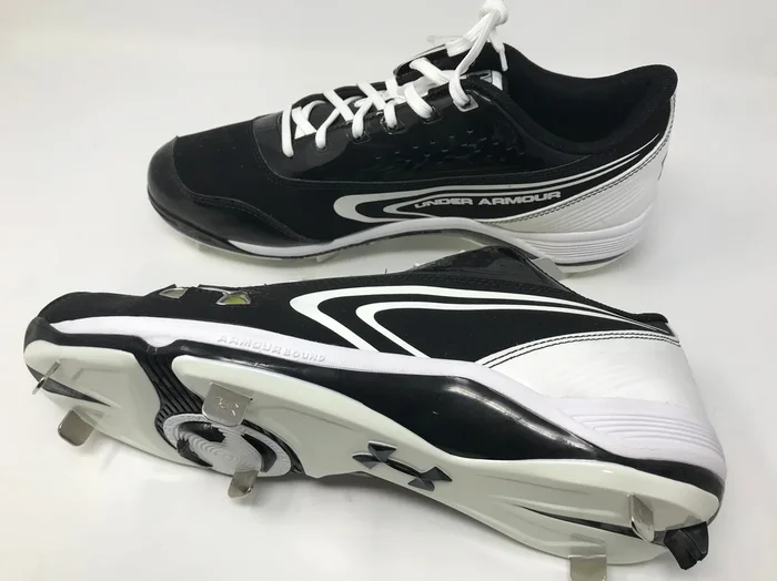 New Under Armour 1230373 Men’s 13 Ignite III Low CC Black/White Baseball Cleats