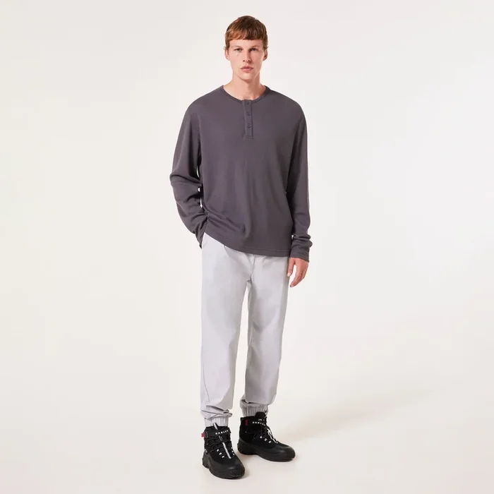 Oakley Men’s All Day Waffle Long Sleeve Henley