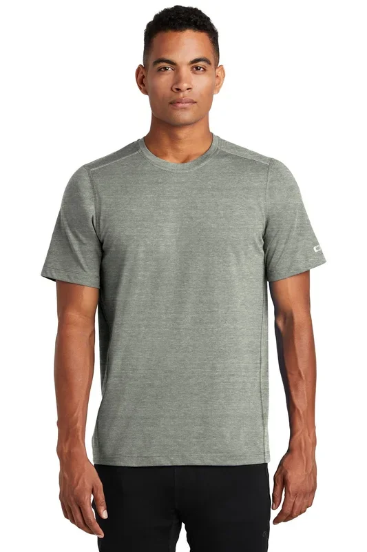 OGIO ENDURANCE Men’s Peak Tee. OE336