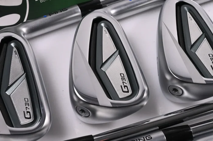 Ping G730 Irons / 5-PW+50° / Blue Dot / Regular Flex Dynamic Gold Mid R300 100