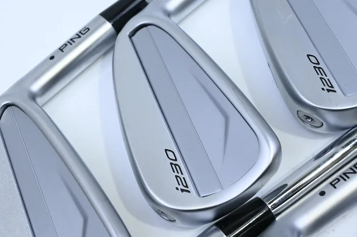 Ping i230 Irons / 5-PW / Black Dot / X-Flex Dynamic Gold X100