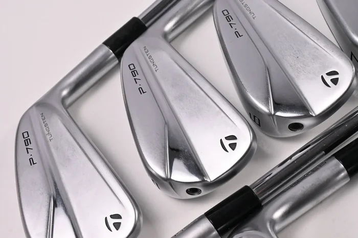 Taylormade P790 2021 Irons / 4-PW+AW / Regular Flex Dynamic Gold 95 R300 Shafts