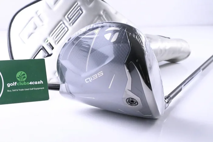 Taylormade Qi35 Driver / 10.5 Degree / Regular Flex Ventus TR Blue 25′ 5 Shaft