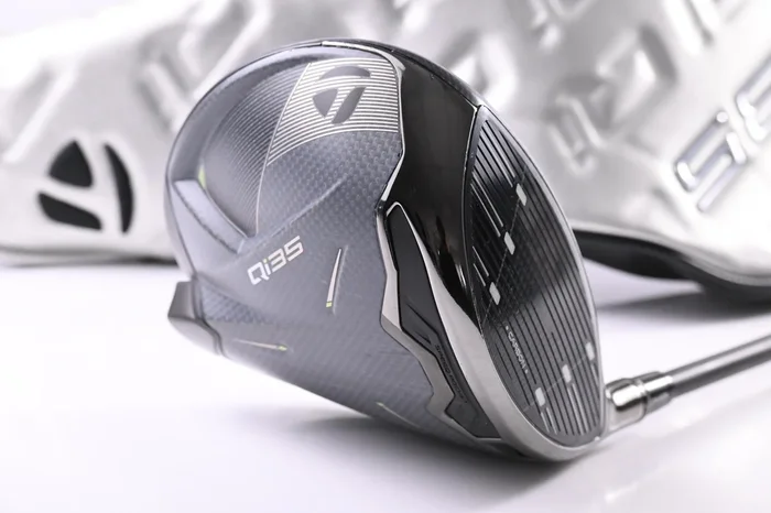 Taylormade Qi35 Max Driver / 9 Degree / Stiff Flex Fujikura Ventus Blue 5 Shaft