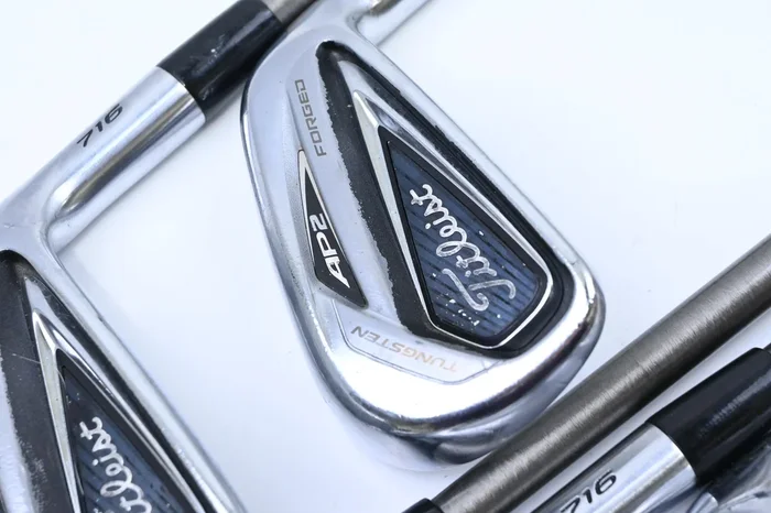 Titleist 716 AP2 Irons / 6-PW / Regular Flex Aerotech SteelFiber i95