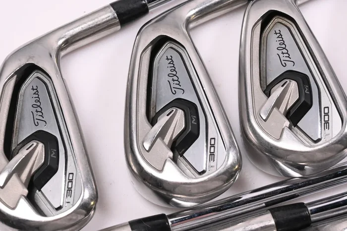 Titleist T300 2019 Irons / 4-PW+48°+53° / Regular Flex AMT Red R300 Shafts