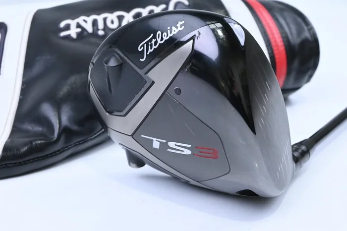 Titleist TS3 Driver / 9.5 Degree / Regular Flex Tensei AV Blue 55 Shaft