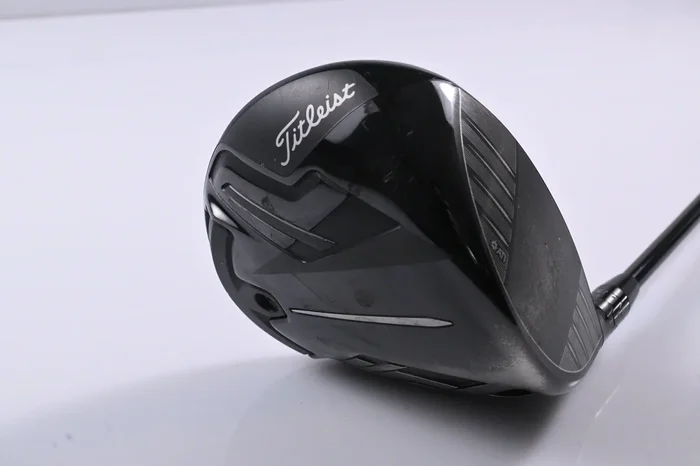 Titleist TSi3 Driver / 9 Degree / Regular Flex HZRDUS Smoke RDX Black 60 Shaft