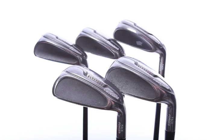 Used Cleveland 588 Altitude Iron Set – Right-Handed – 6-PW – Ladies Flex