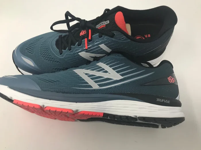 Used New Balance Men’s M880PF8 Running Shoes Men 13 D Medium Gray/Silver/Orange