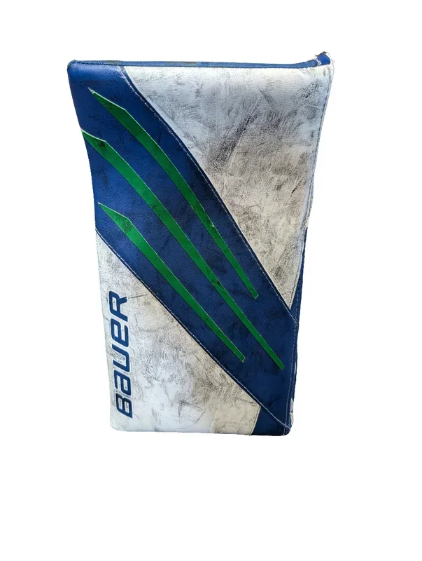 Used Regular Bauer Vapor 3X Intermediate Hockey Goalie Blocker