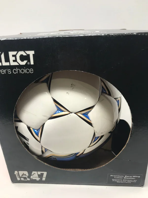 Used Select Sport Size 5 Royale Soccerball White/Blue