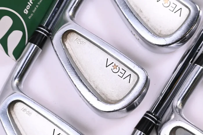 Vega VC-01 Irons / 4-PW+GW / Regular Flex Shimada Tour Lite Shafts