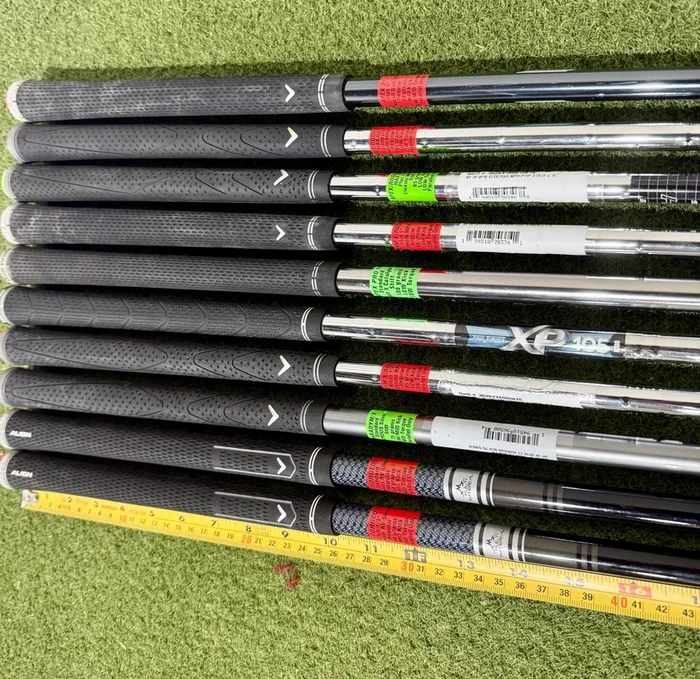 Wholesale Lot of 8 Golf Shafts- Assorted Fitting Irons Shafts