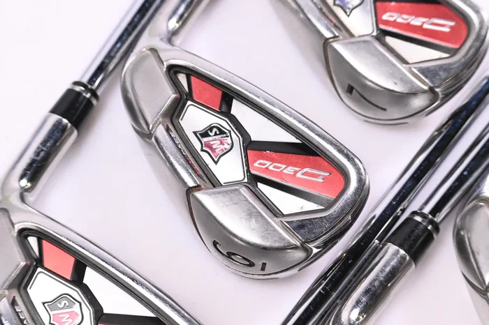 Wilson D300 Irons / 5-PW+GW / Regular Flex KBS Tour 80 Shafts