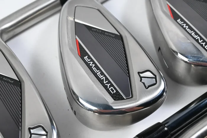 Wilson DYNAPWR Irons / 5-PW / Regular Flex UST Mamiya Recoil Dart 70 Shafts