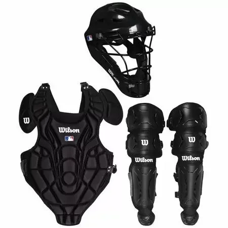Wilson EZ Gear Youth Catcher’s Kit Small Age 5-7
