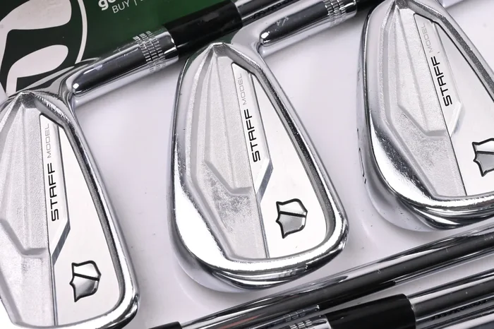 Wilson Staff Model 2024 CB Irons / 4-PW / Stiff Flex Dynamic Gold Mid 115
